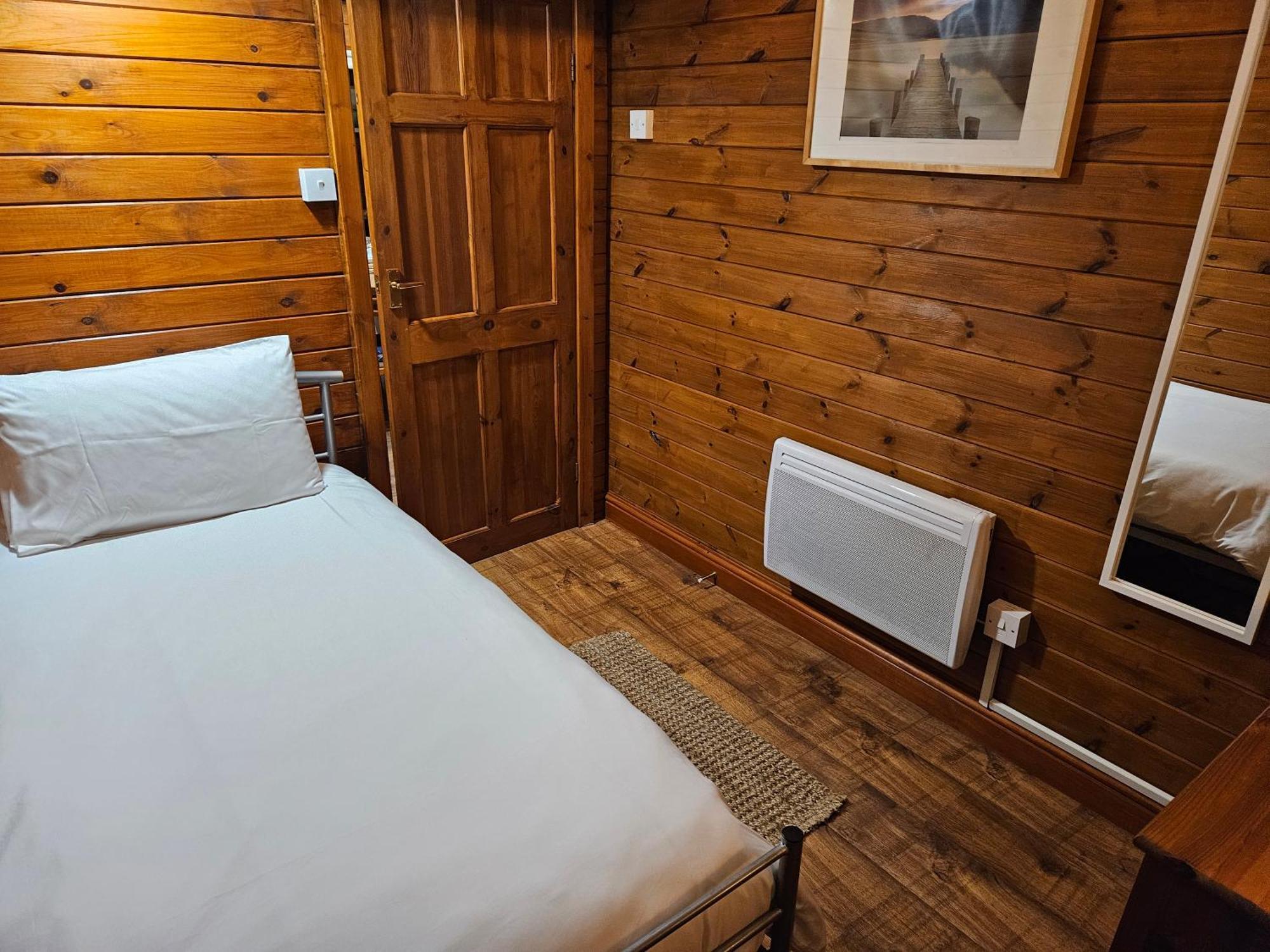 Captain'S Cabin Mynytho Экстерьер фото