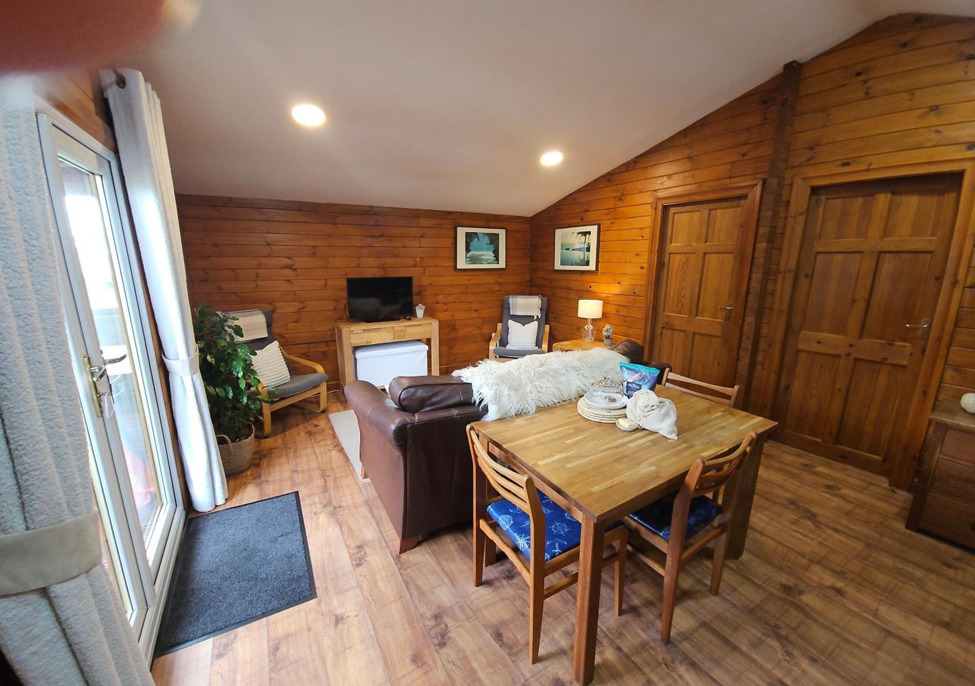 Captain'S Cabin Mynytho Экстерьер фото