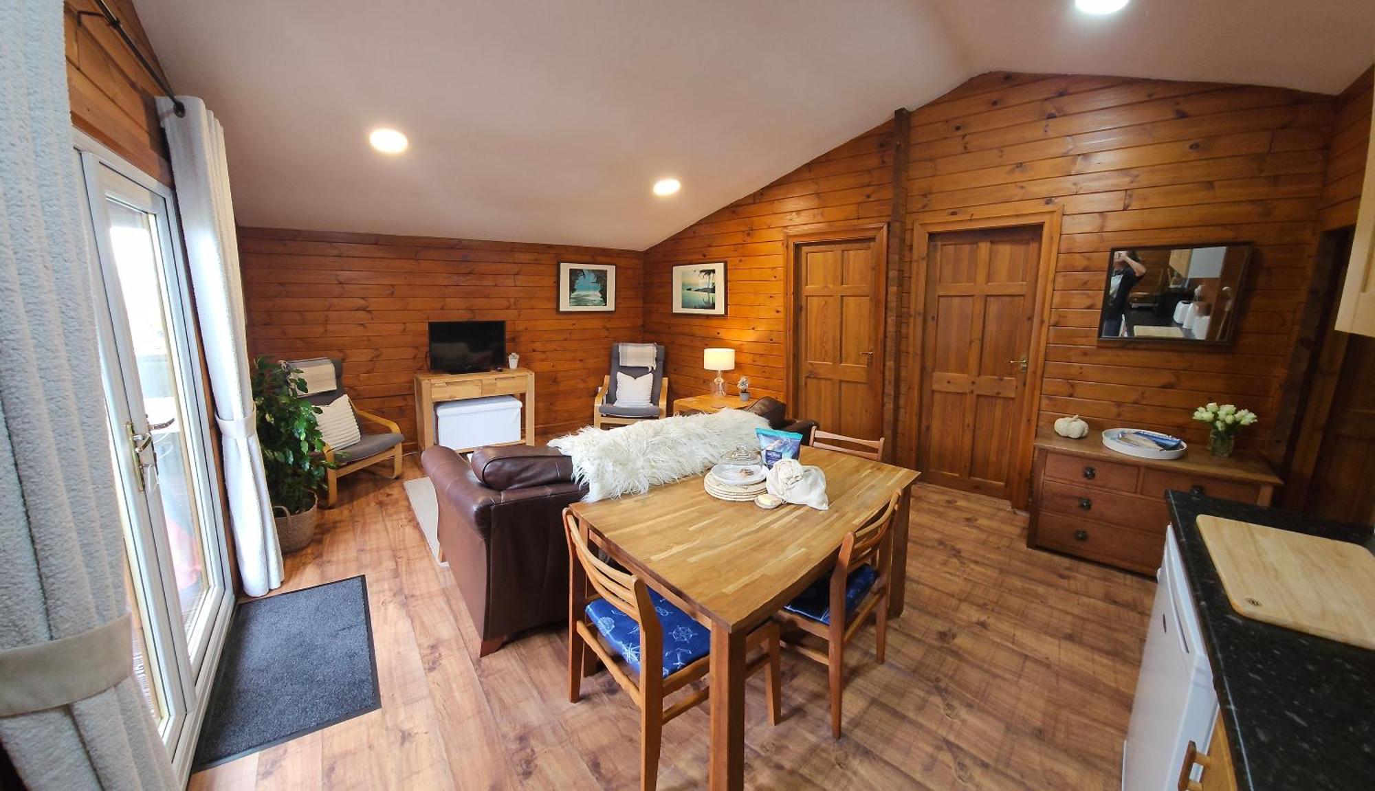 Captain'S Cabin Mynytho Экстерьер фото