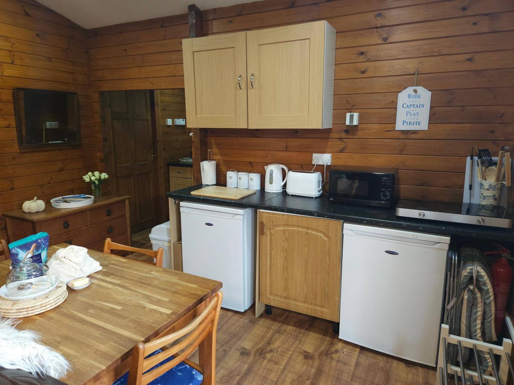 Captain'S Cabin Mynytho Экстерьер фото